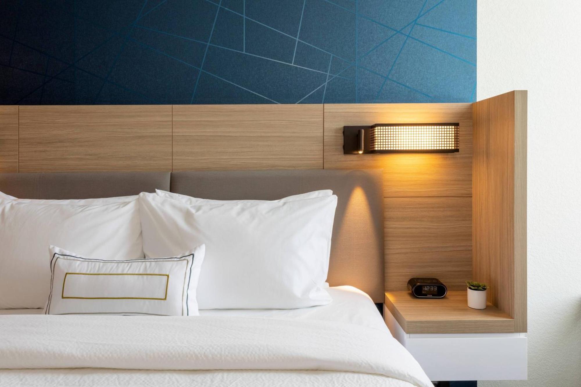 Springhill Suites Minneapolis Maple Grove/Arbor Lakes Zewnętrze zdjęcie